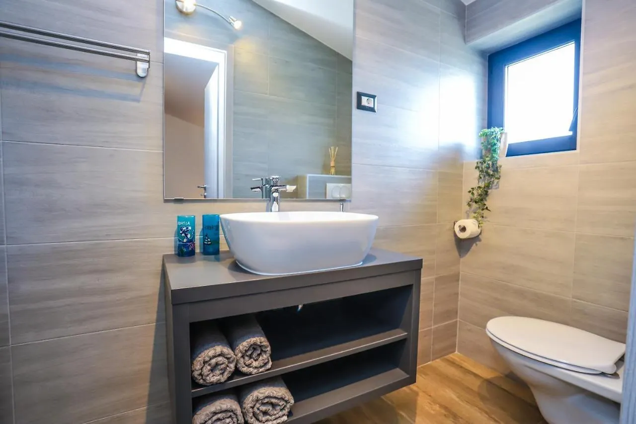 Apartments Villa Irena Porec 0*,