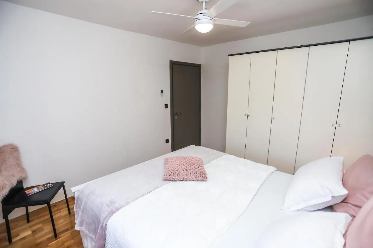 Apartments Villa Irena Porec 0*,  Croatia